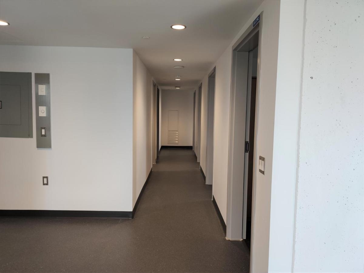 Toronto Metropolitan University-Daphne Cockwell Complex Residence Екстер'єр фото